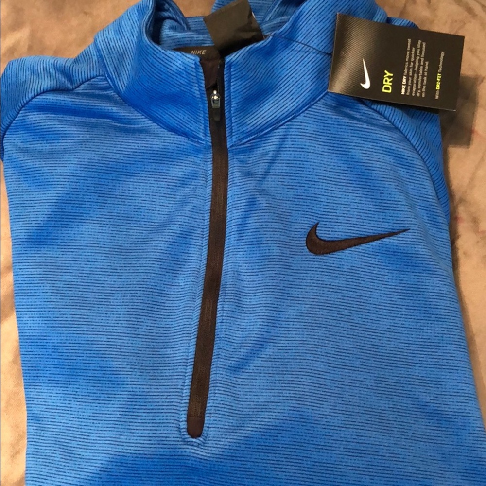 Nike shirt, long sleeve